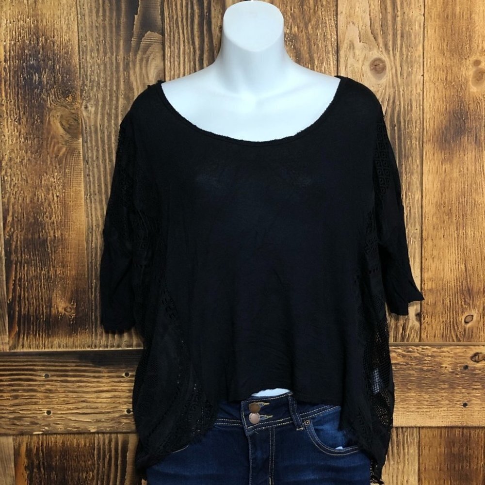 UO Sparkle & Fade Lace Back High Low Top Black - M